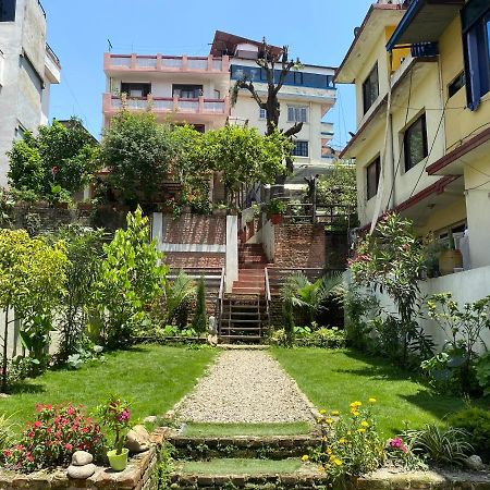 Birds Nest Hostel Kathmandu Exterior photo